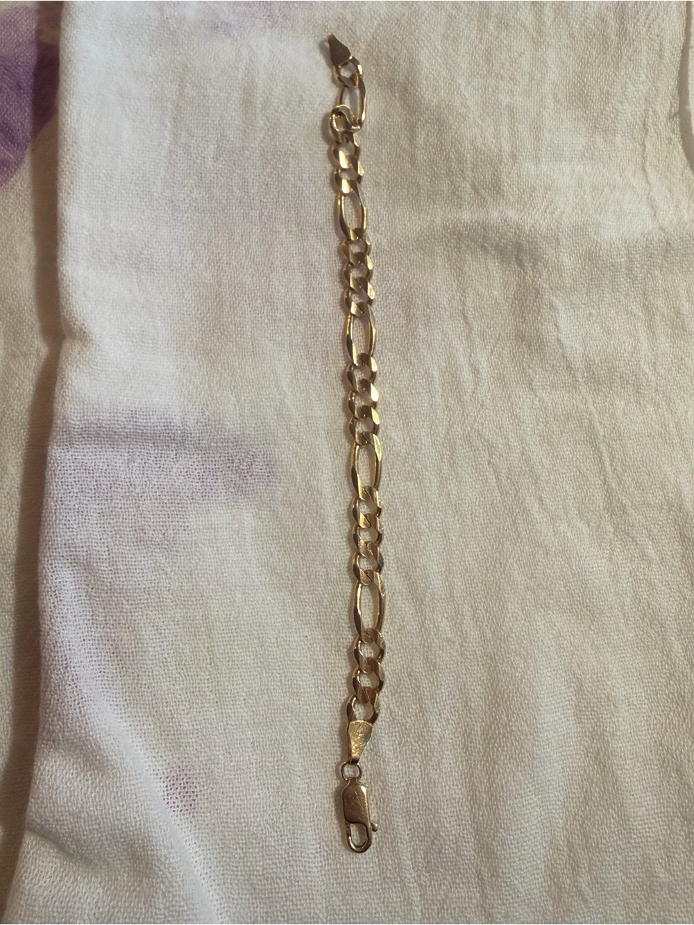 Solid 14k Gold Figaro Link Bracelet - Picture 4 of 8